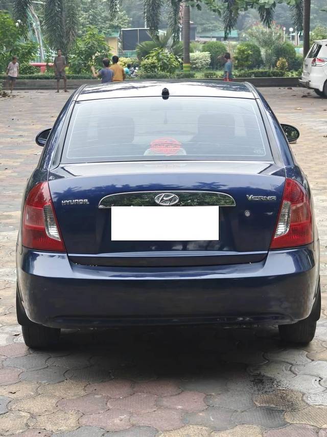 https://images10.gaadi.com/usedcar_image/4206502/original/processed_5a363b13b31bbb75c16b676b43fa1144.jpg?imwidth=6401