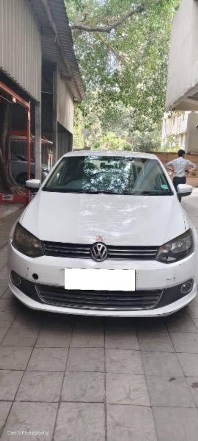 https://images10.gaadi.com/usedcar_image/4206562/original/processed_2a9100fe-e8e9-442a-8a89-4d6e0221bf46.jpg?imwidth=6400