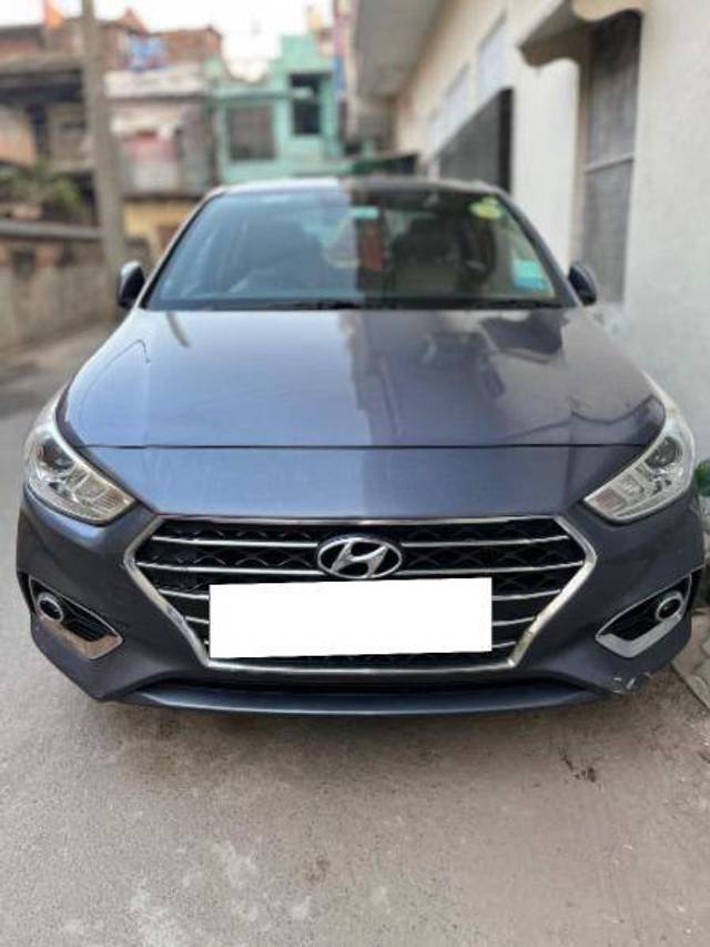 https://images10.gaadi.com/usedcar_image/4206569/original/e750b29df14875c3a4c72daf37bbc404.jpg?imwidth=6400