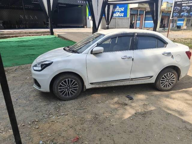 https://images10.gaadi.com/usedcar_image/4206583/original/processed_ae559d71-b9a4-440a-8394-693bfdfff4f6.jpg?imwidth=6400