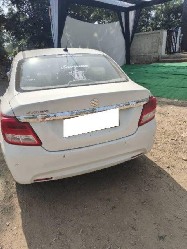 https://images10.gaadi.com/usedcar_image/4206583/original/processed_e4a3784b-f2d1-4e50-a745-cd7f1b088318.jpg?imwidth=6401