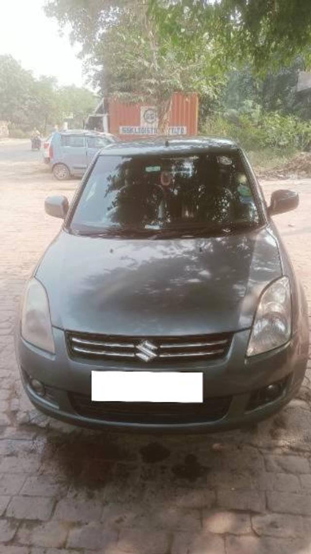 https://images10.gaadi.com/usedcar_image/4206630/original/processed_f35b3c91-bd7b-44f9-bc01-f8268d4e9e27.jpg?imwidth=6402