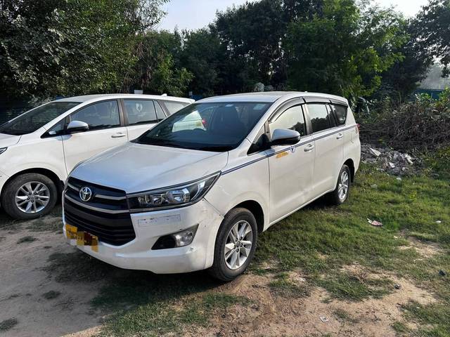 https://images10.gaadi.com/usedcar_image/4206634/original/processed_f81b42c7755d936fb55299c7f44b791e.jpg?imwidth=6400