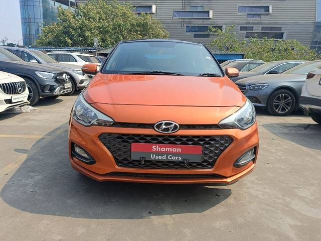 https://images10.gaadi.com/usedcar_image/4206681/original/418da3c2693c88709c3c19ebf48c6580.jpg?imwidth=6400