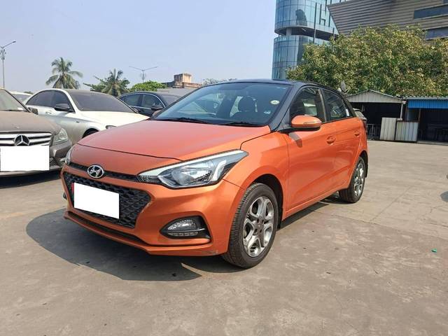 https://images10.gaadi.com/usedcar_image/4206681/original/processed_20be0dfd751701601a3feb6a39d1b8e7.jpg?imwidth=6402