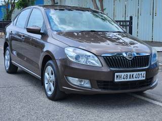 Skoda Rapid 2014-2016 Skoda Rapid 1.5 TDI Style Plus