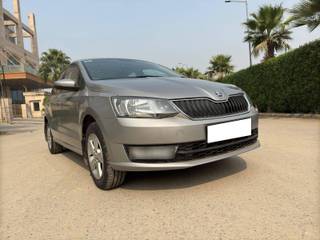 Skoda Rapid Skoda Rapid 1.6 MPI AT Ambition BSIV