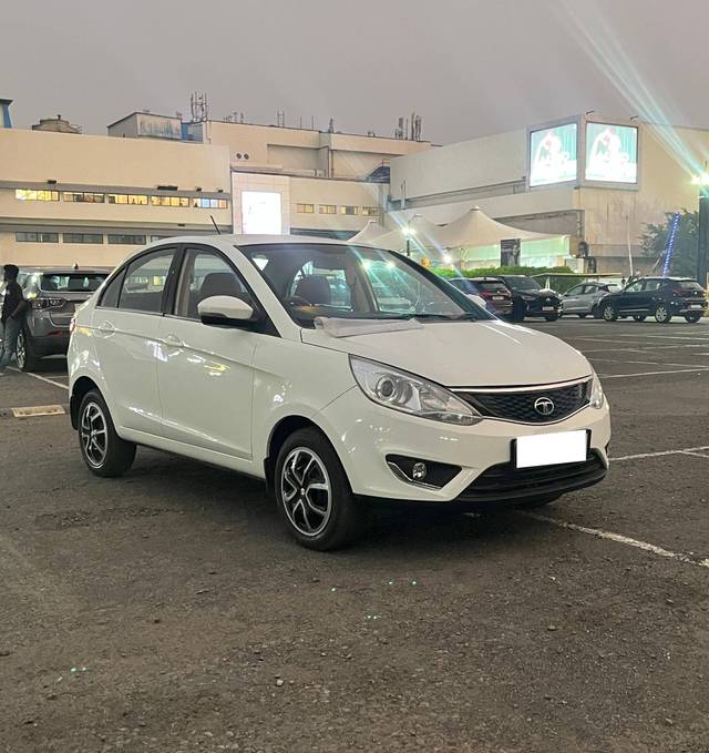 https://images10.gaadi.com/usedcar_image/4206972/original/processed_0972f1517e676f11317d635893dac04f.jpg?imwidth=6400