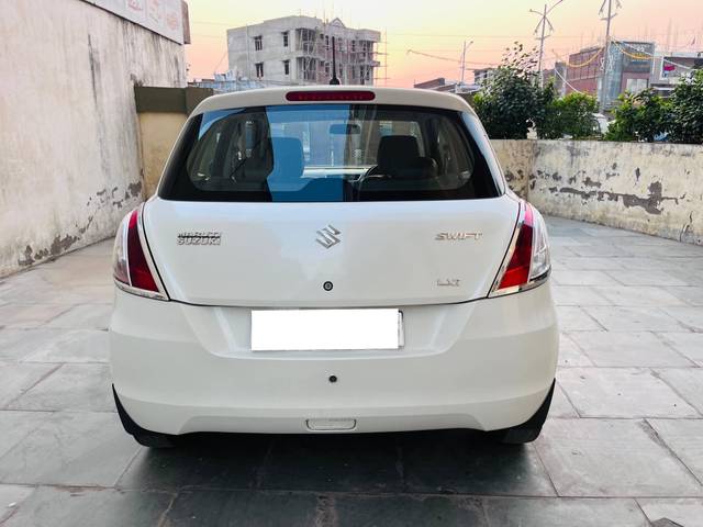 https://images10.gaadi.com/usedcar_image/4206986/original/processed_6b7beee63c251a48fe0aef8700550b22.jpeg?imwidth=6401