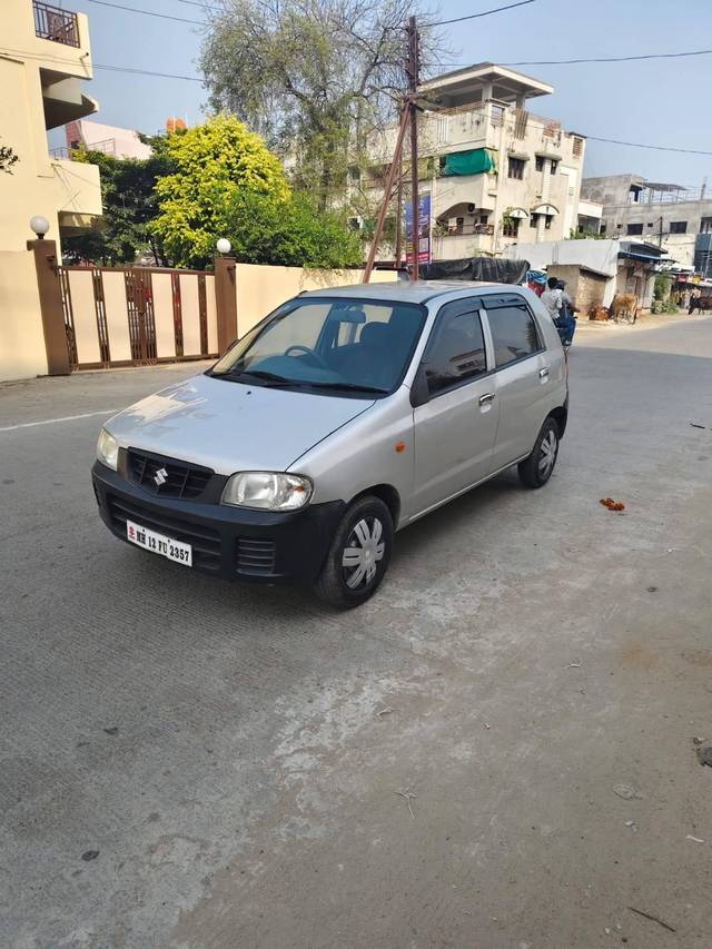 https://images10.gaadi.com/usedcar_image/4207052/original/processed_29c5e67339d7407a84bf08bb1d7e4b0a.jpg?imwidth=6400