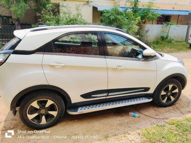 https://images10.gaadi.com/usedcar_image/4207085/original/processed_6ca3db08-4bf7-4c60-96d0-b6f311609c01.jpg?imwidth=6402