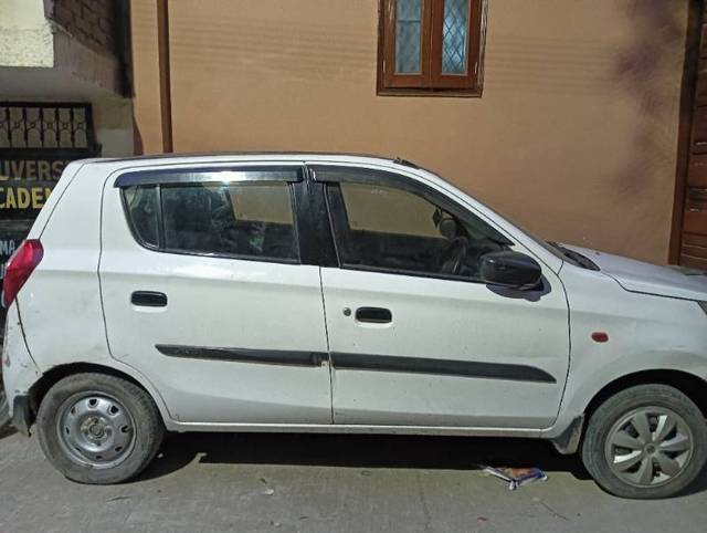 https://images10.gaadi.com/usedcar_image/4207132/original/af5a9d169d576cc55a0ba59a40457a4e.jpg?imwidth=6400