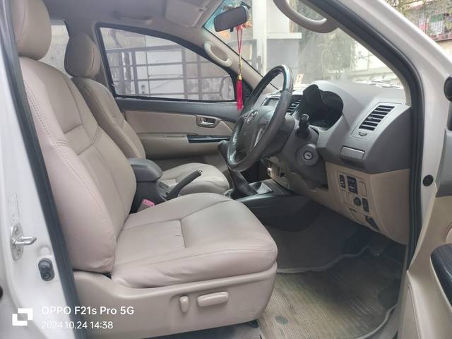 https://images10.gaadi.com/usedcar_image/4207181/original/77584ce2dad0fda5c849c8d5571feb7d.jpeg?imwidth=6401