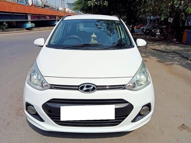 https://images10.gaadi.com/usedcar_image/4207343/original/processed_56d9378270cf939223bb2c7ef4cd3c19.jpg?imwidth=6402