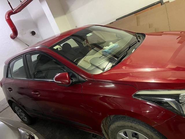 https://images10.gaadi.com/usedcar_image/4207384/original/7ea5e608e4a8ea6e605cf787ed2ec6da.jpg?imwidth=6400