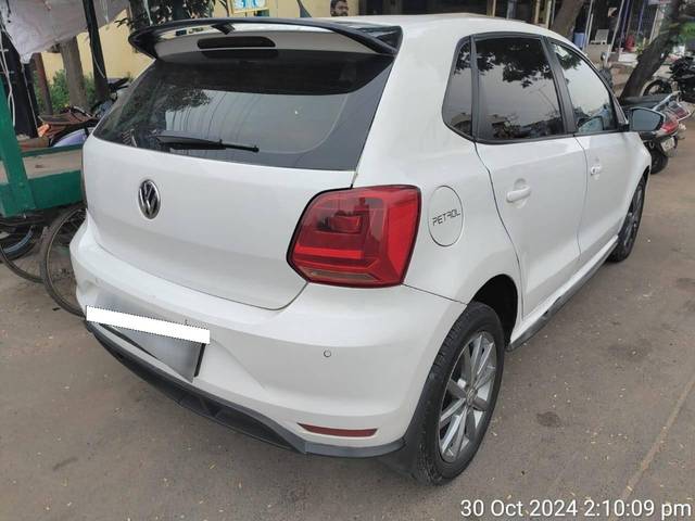 https://images10.gaadi.com/usedcar_image/4207451/original/processed_5629b462-d3b1-4dec-b7d0-4d56e8c250f9.jpeg?imwidth=6401