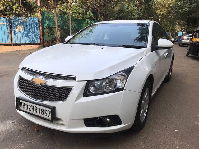 https://images10.gaadi.com/usedcar_image/4207498/original/e666ab5f0be72997cd3a7c4bb297ad93.jpg?imwidth=6401