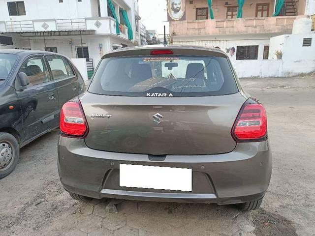 https://images10.gaadi.com/usedcar_image/4207569/original/processed_88454730-55c3-4c42-9cec-3aedd6a3e656.jpg?imwidth=6401