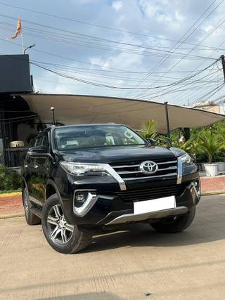 Toyota Fortuner 2016-2021 Toyota Fortuner 2.8 2WD MT BSIV