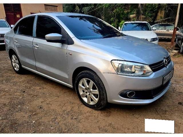 https://images10.gaadi.com/usedcar_image/4207573/original/processed_04675e02eda8c3674bfbafe491d75257.jpg?imwidth=6400