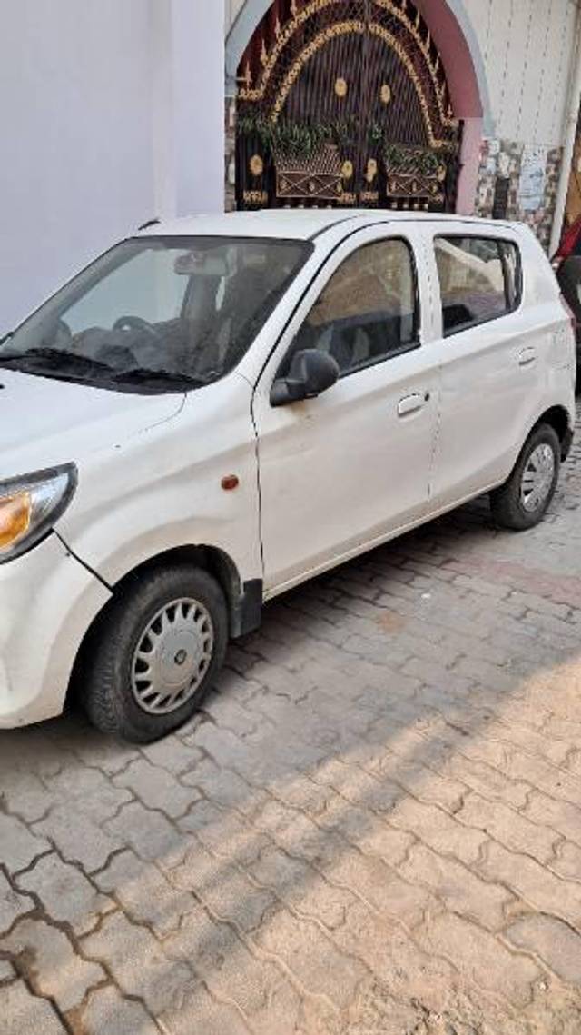 https://images10.gaadi.com/usedcar_image/4208065/original/processed_7067ac61-e9a4-4a41-b17d-f6cd9eb1d67f.jpg?imwidth=6400