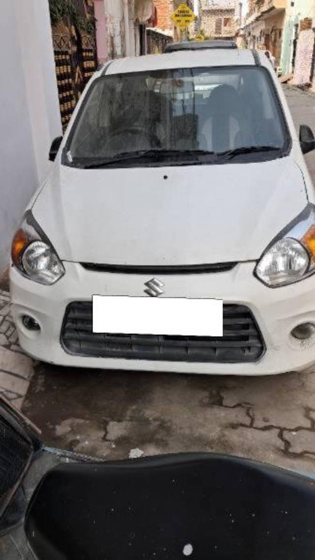 https://images10.gaadi.com/usedcar_image/4208085/original/processed_ab70f12f-0fa0-414f-ae6d-19a0ea815d3e.jpg?imwidth=6401