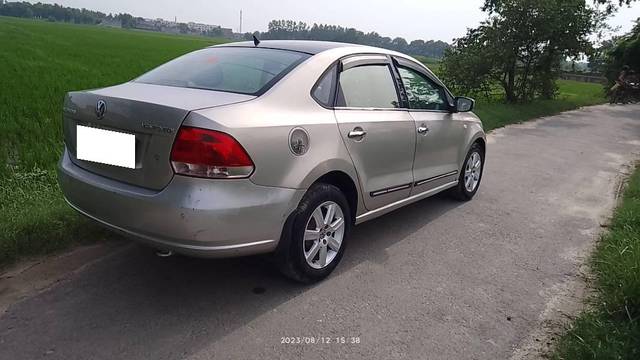 https://images10.gaadi.com/usedcar_image/4208120/original/processed_1489c220-d375-47a5-ace3-77ae2c112bf7.jpg?imwidth=6401