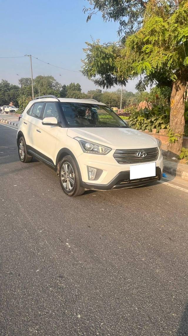 https://images10.gaadi.com/usedcar_image/4208159/original/processed_dc4cd0708dd7eaf5f5cc9c5b466ad49b.jpg?imwidth=6400