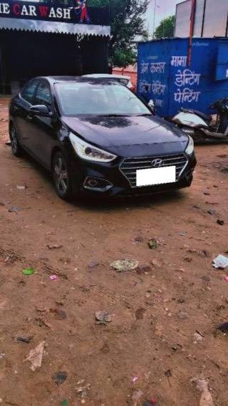 Hyundai Verna 2017-2020 Hyundai Verna CRDi 1.6 SX