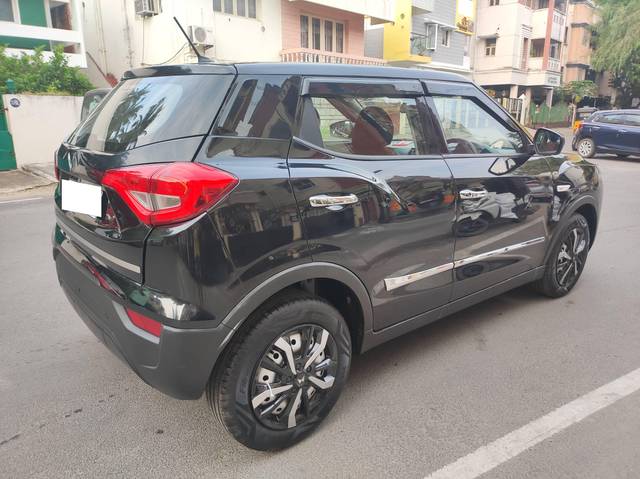 https://images10.gaadi.com/usedcar_image/4208289/original/processed_cba9ccb291bf7e547838447e622bc871.jpg?imwidth=6402