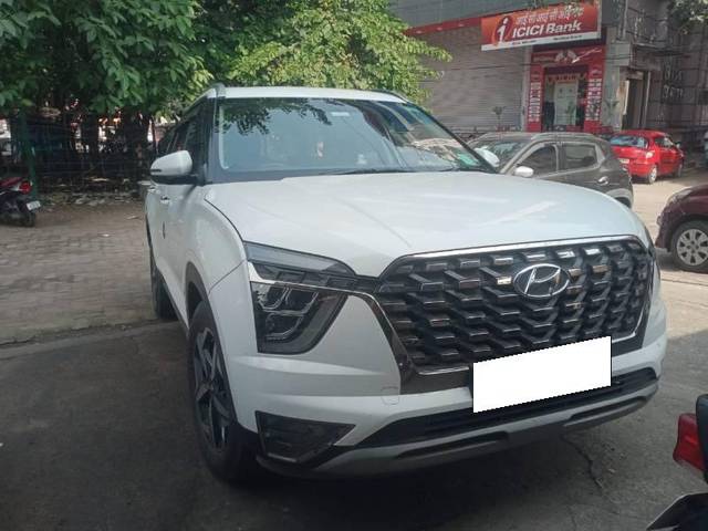 https://images10.gaadi.com/usedcar_image/4208328/original/processed_30f63c8e-2bd2-471c-b0fb-2738c17b8cac.jpeg?imwidth=6400