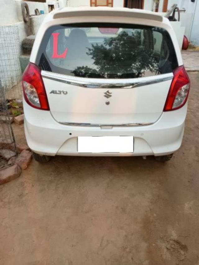 https://images10.gaadi.com/usedcar_image/4208380/original/processed_d82729a0-286b-4927-a420-f114fa38b838.jpg?imwidth=6402