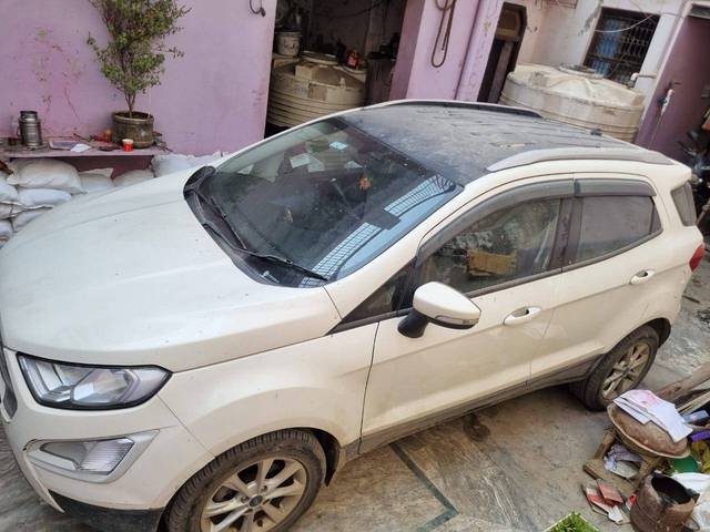 https://images10.gaadi.com/usedcar_image/4208404/original/5cc8c1e941c3502a738879c791746a67.jpg?imwidth=6401