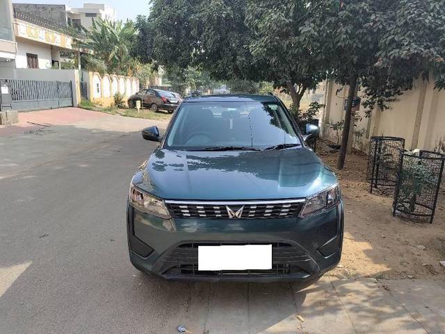 https://images10.gaadi.com/usedcar_image/4208461/original/776bd422669340f1e5bffac36d493ab5.jpg?imwidth=6400