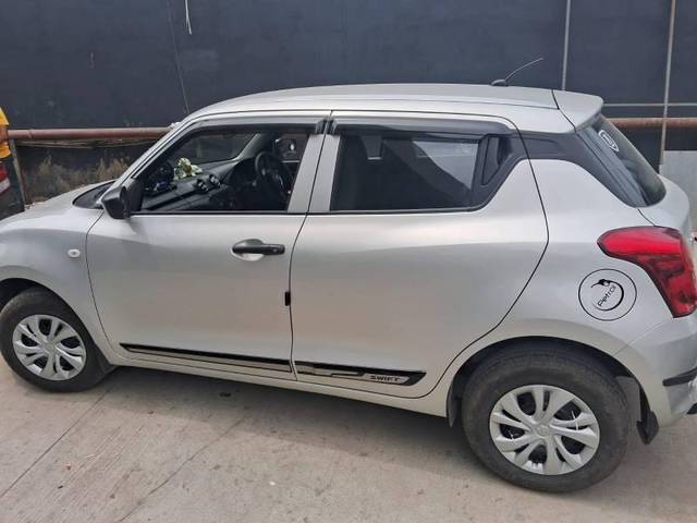 https://images10.gaadi.com/usedcar_image/4208549/original/processed_cde4bcc7-45ab-4478-a11a-c8317c5267e7.jpg?imwidth=6400