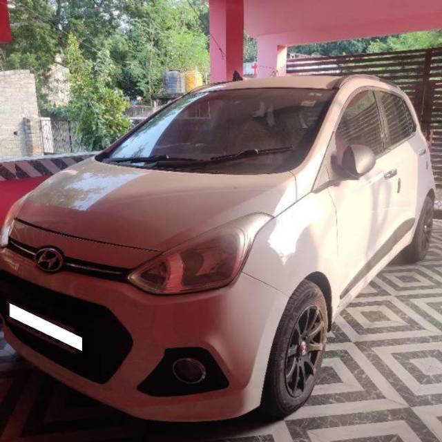 https://images10.gaadi.com/usedcar_image/4208818/original/processed_4f385b34-1f18-42da-b54e-443dffdc5584.jpg?imwidth=6400