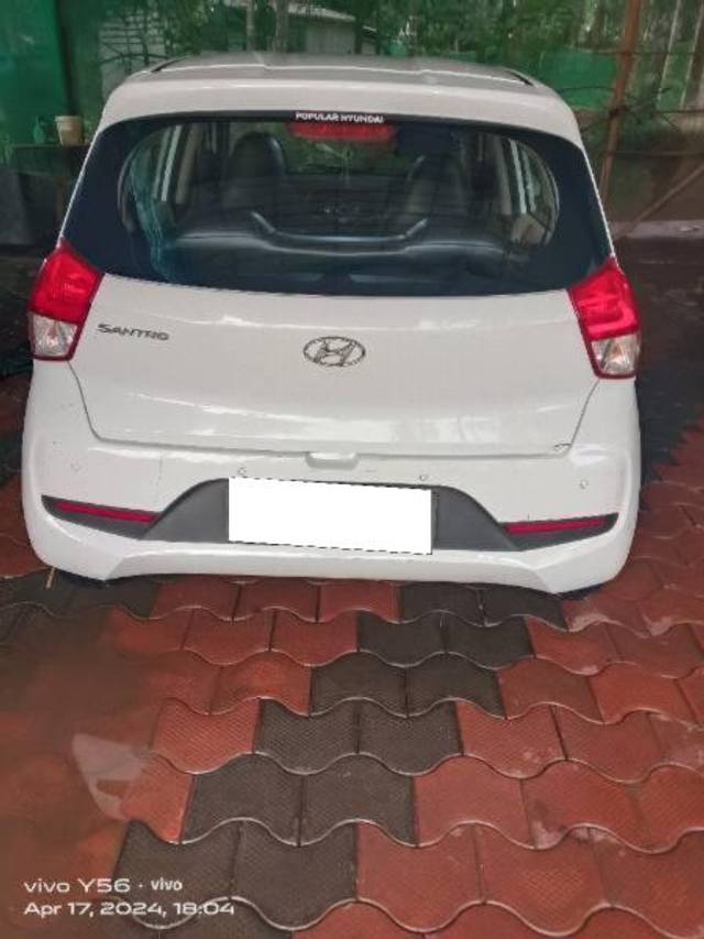 https://images10.gaadi.com/usedcar_image/4208849/original/processed_52bff5d9-800b-487f-9b4c-3c2bbcd44ab4.jpg?imwidth=6401