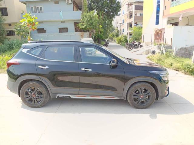 https://images10.gaadi.com/usedcar_image/4208861/original/processed_713b9ff676348d192f9ddd341d1a6caa.jpg?imwidth=6401