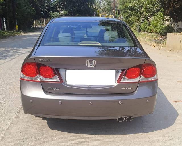 https://images10.gaadi.com/usedcar_image/4208953/original/processed_092ac7fb182e9e329ecfe6bac63ce5b2.jpg?imwidth=6402