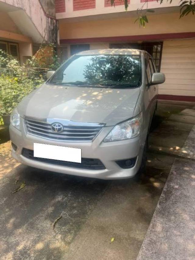 https://images10.gaadi.com/usedcar_image/4208954/original/processed_3ce4f691-2e9f-482f-95ca-34b5e888252d.jpg?imwidth=6400