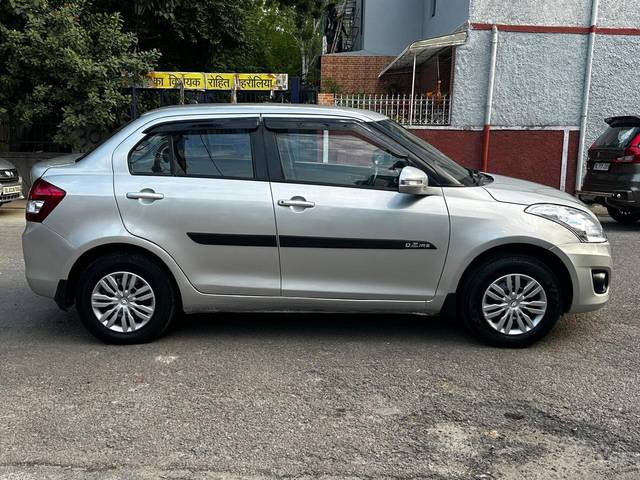 https://images10.gaadi.com/usedcar_image/4208978/original/processed_270493b57c9fc89a6f14d8041d62e199.jpg?imwidth=6401