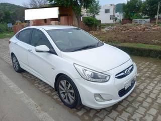 Hyundai Verna 2011-2015 Hyundai Verna 1.6 SX CRDi (O)