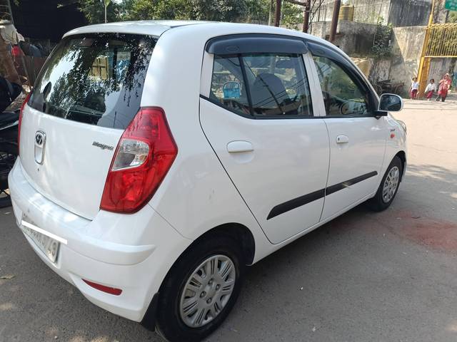 https://images10.gaadi.com/usedcar_image/4209110/original/processed_cb0855338605e47c844b6c03b5cc557a.jpg?imwidth=6402