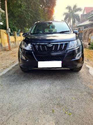 Mahindra XUV500 Mahindra XUV500 W10 1.99 mHawk