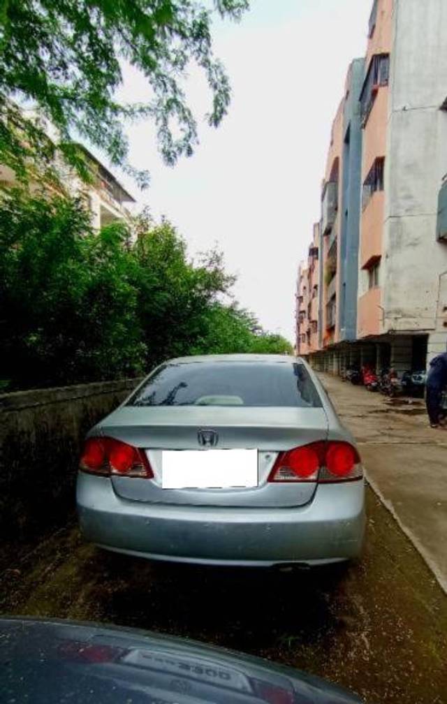 https://images10.gaadi.com/usedcar_image/4209347/original/processed_75ec9906-9078-4acf-afdb-d502644c342d.jpg?imwidth=6401