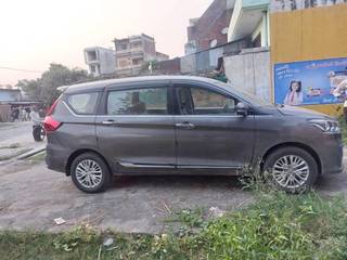 Maruti Ertiga 2015-2022 Maruti Ertiga ZXI AT