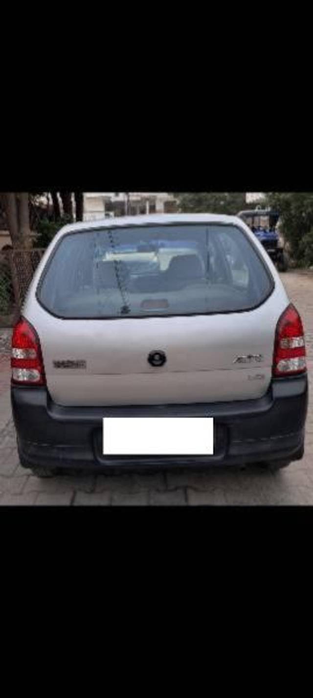 https://images10.gaadi.com/usedcar_image/4209413/original/processed_6efc089f-7560-4774-ad60-c01d0969c5da.jpg?imwidth=6401