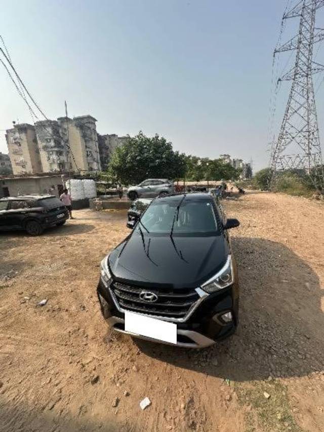 https://images10.gaadi.com/usedcar_image/4209422/original/processed_aab7198a-ff35-492b-a62c-4a55590a57f2.jpeg?imwidth=6400