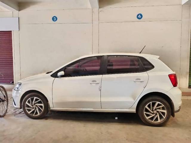 https://images10.gaadi.com/usedcar_image/4209671/original/processed_746b01a2-333d-4285-bef1-6c4ba6e5fae2.jpg?imwidth=6400