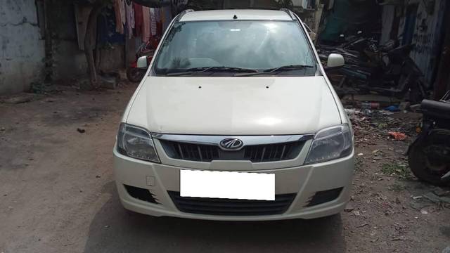 https://images10.gaadi.com/usedcar_image/4209708/original/processed_287e5189-8a09-4d4c-97f5-8e10da8e974a.jpg?imwidth=6400